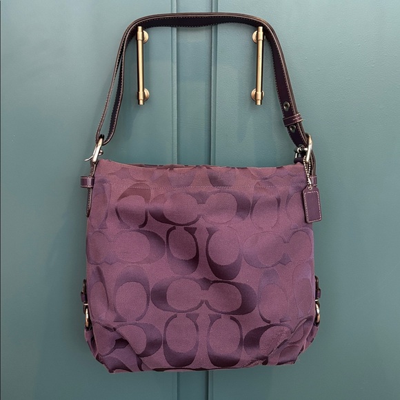 Coach purple Signature Duffle Shoulder Bag with matching wristlet F15067 - Picture 3 of 16